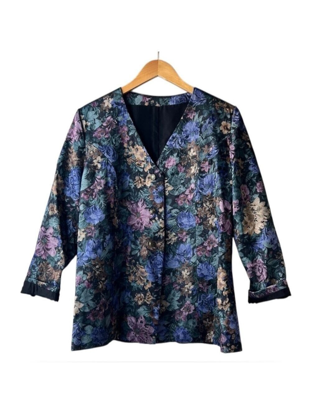 Vintage Elegant Floral Tapestry Patterned Jacket with Ornate Buttons XL